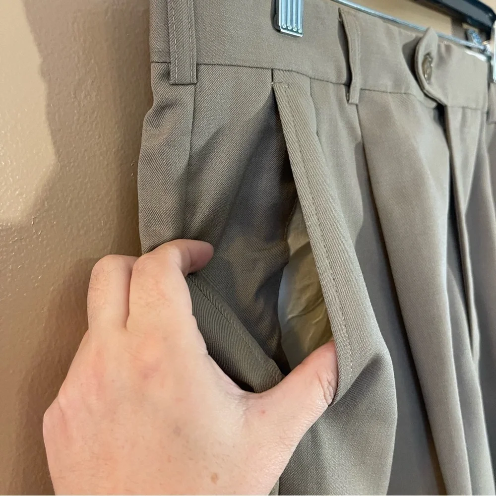 Gianfranco Ruffini Tan Suit pants size Small 36